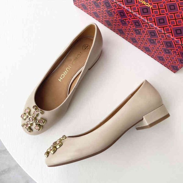 shoes american dress tb round head square heel sheepskin single shoes spring and autumn shallow mouth tooling versatile flat bottom 0v6o, Black
shoes american dress tb round head square heel sheepskin single shoes spring and autumn shallow mouth tooling versatile flat bottom 0v6o, Black