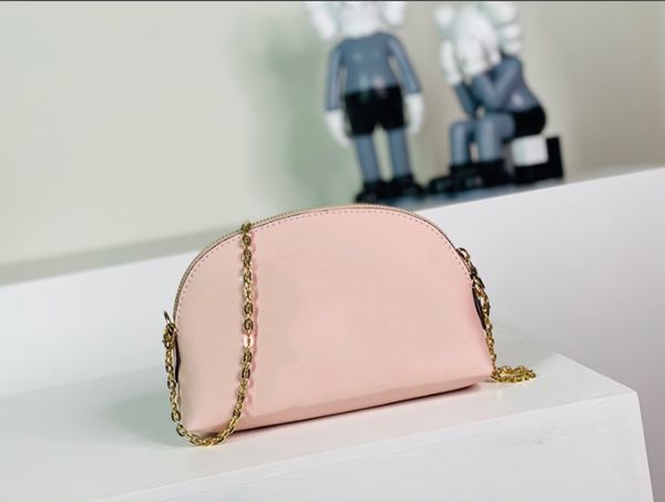 women's designer bags shoulder mini shell bag handbags accessories crossbody wallets shells cosmetic bags m80502
women's designer bags shoulder mini shell bag handbags accessories crossbody wallets shells cosmetic bags m80502