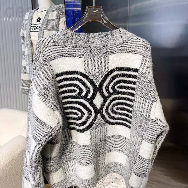 women's knits & tees designer thickened ~ can be used as a coat to wear 21fw autumn and winter new small fragrance lattice knitted card, White
women's knits & tees designer thickened ~ can be used as a coat to wear 21fw autumn and winter new small fragrance lattice knitted card, White
