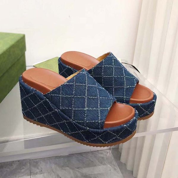 women's slippers designer g letter print leather flat summer flip flop slippers platform wedge sandals shoes04, Black
women's slippers designer g letter print leather flat summer flip flop slippers platform wedge sandals shoes04, Black