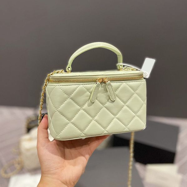 womens handle vanity totes bags card holder large capacity cosmetic case ghw crossbody shoulder pouch handbags 18cm
womens handle vanity totes bags card holder large capacity cosmetic case ghw crossbody shoulder pouch handbags 18cm