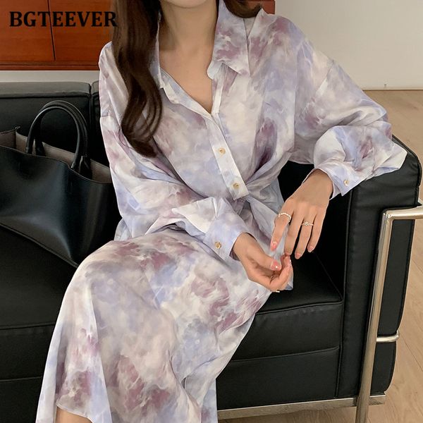 vintage women printed tracksuits single-breasted shirts & high waist split a-line skirts stylish female 2 pieces set, White
vintage women printed tracksuits single-breasted shirts & high waist split a-line skirts stylish female 2 pieces set, White