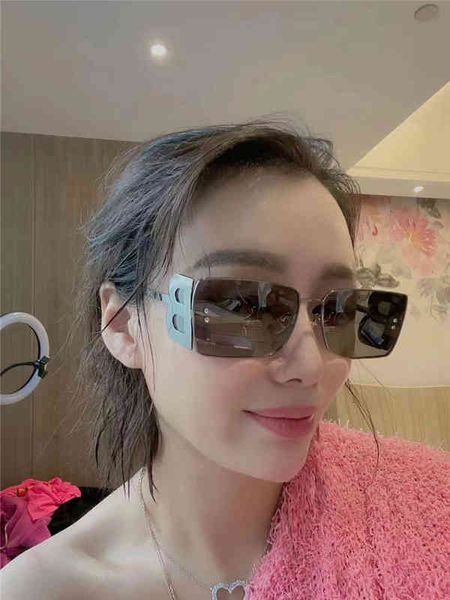 sunglasses b-home metal large b-standard ins net red same style personalized fashion men's and women's trend, White;black
sunglasses b-home metal large b-standard ins net red same style personalized fashion men's and women's trend, White;black