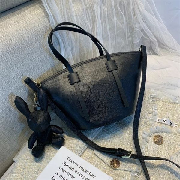 jiang 2022 new vintage women handbags ladies designer composite bags lady clutch bag shoulder tote female purse wallet with doll
jiang 2022 new vintage women handbags ladies designer composite bags lady clutch bag shoulder tote female purse wallet with doll