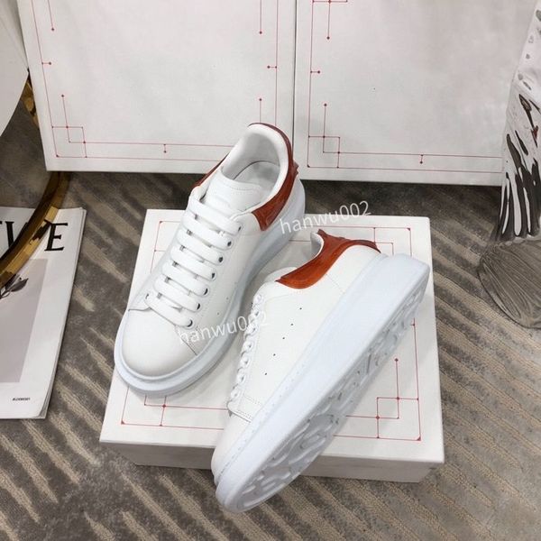 2022 newset designer boots sneakers sandals shoes men women trainers calfskin mesh sneaker vintage chunky shoe mens sports shoes size35-45 h, Black
2022 newset designer boots sneakers sandals shoes men women trainers calfskin mesh sneaker vintage chunky shoe mens sports shoes size35-45 h, Black