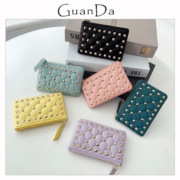 cowhide rivet womens wallet fashion luxury female leather keychain coin purse small diamond stitching zip pocket card holder
cowhide rivet womens wallet fashion luxury female leather keychain coin purse small diamond stitching zip pocket card holder