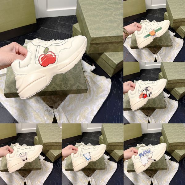 2022 new boys girls rhyton casual shoes doubel g chunky leather kids students platform sneaker red green striped running sneakers strawberry
2022 new boys girls rhyton casual shoes doubel g chunky leather kids students platform sneaker red green striped running sneakers strawberry