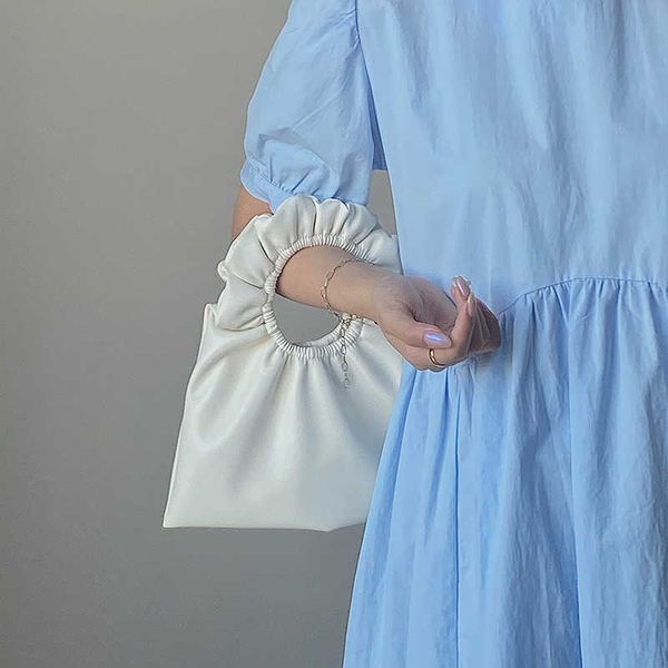 cute showecomfort01 store handbags 2022 western style version new girl concave shape wrinkled cloud bagx
cute showecomfort01 store handbags 2022 western style version new girl concave shape wrinkled cloud bagx
