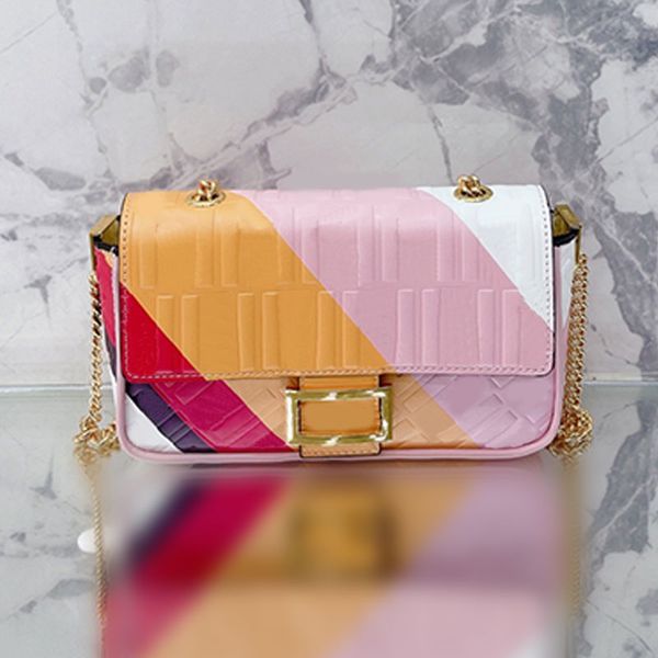 lady chain baguette bag fashionable small handbags genuine leather star bag fashion week bags thread artwork letter hardware hasp
lady chain baguette bag fashionable small handbags genuine leather star bag fashion week bags thread artwork letter hardware hasp