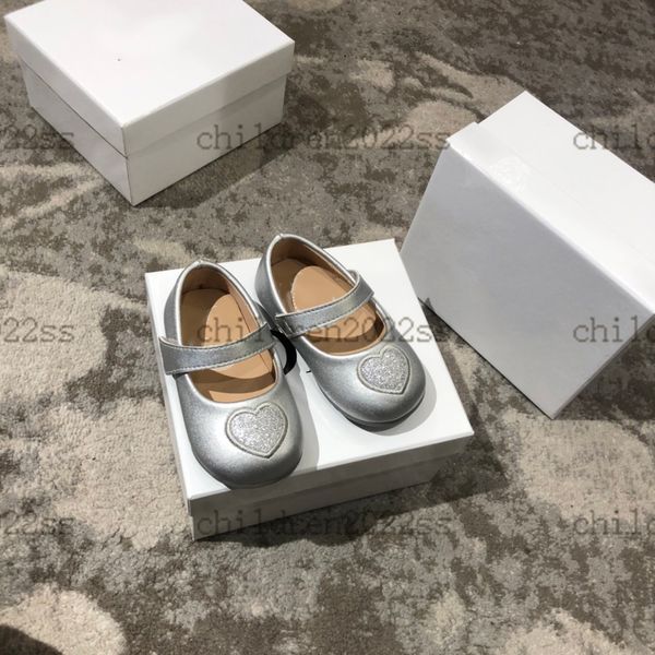 gray color 2022 girls flat shoes newly designer baby dancing shoes versatile classic lambskin dance shoe size 20-25, Black;grey
gray color 2022 girls flat shoes newly designer baby dancing shoes versatile classic lambskin dance shoe size 20-25, Black;grey