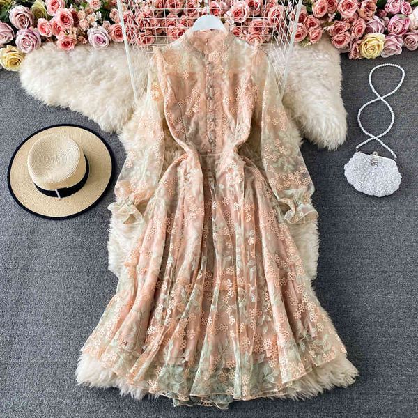 casual dresses fashionable embroidered mesh dress spring and autumn long sleeved foreign celebrities temperament big swing medium length ski, Black;gray
casual dresses fashionable embroidered mesh dress spring and autumn long sleeved foreign celebrities temperament big swing medium length ski, Black;gray