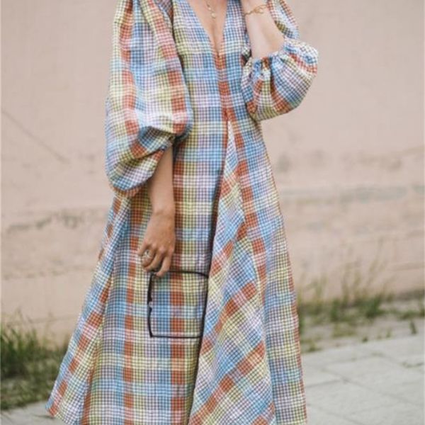 color plaid ladies dress v-neck puff sleeve women midi dress 2020 autumn winter new lj201125, Black;gray
color plaid ladies dress v-neck puff sleeve women midi dress 2020 autumn winter new lj201125, Black;gray