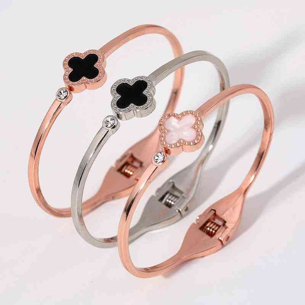 titanium steel lucky clover element versatile feminine fashion bracelet, Golden;silver
titanium steel lucky clover element versatile feminine fashion bracelet, Golden;silver