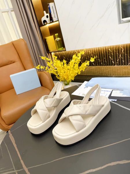 luxury designer women slippers high heels candy colors rubber solid jelly sandals fashion holiday beach summer slides slip-on ladise outdoor, Black
luxury designer women slippers high heels candy colors rubber solid jelly sandals fashion holiday beach summer slides slip-on ladise outdoor, Black