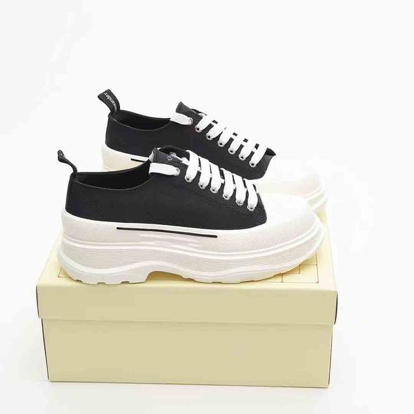 ms alexander high-end shoes 5cm flat art wear resistant non slip lace-up martin boots women's fashion black and white, Black;white
ms alexander high-end shoes 5cm flat art wear resistant non slip lace-up martin boots women's fashion black and white, Black;white