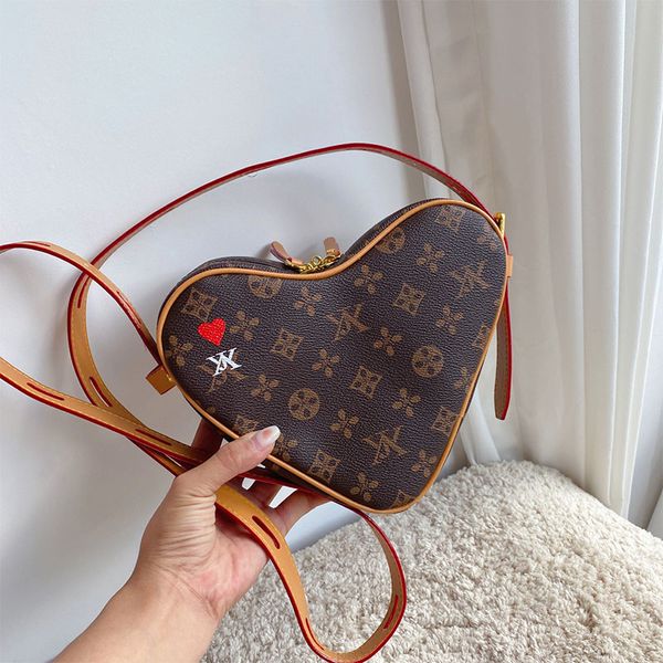 brown flower genuine leather handbags love bag m45419 womans shoulder bags purse designer fashion flower handbag wallets high-end bag old fl
brown flower genuine leather handbags love bag m45419 womans shoulder bags purse designer fashion flower handbag wallets high-end bag old fl