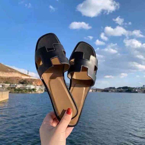 designer h slippers herme slides igh version of family women's summer new ins versatile leather one word travel wear diamond flat botto, Black
designer h slippers herme slides igh version of family women's summer new ins versatile leather one word travel wear diamond flat botto, Black
