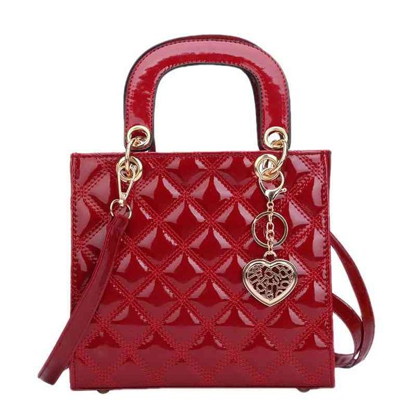 women's fashion personality trend brand bag wholesale red new handbag versatile one shoulder msenger gift wedding box
women's fashion personality trend brand bag wholesale red new handbag versatile one shoulder msenger gift wedding box