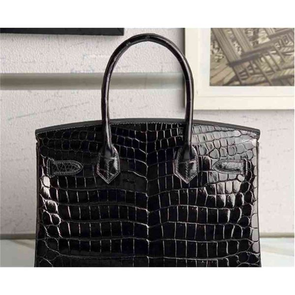 2022 new crocodile pattern luxury leather chain women bag fashion shoulder messenger famous brands
2022 new crocodile pattern luxury leather chain women bag fashion shoulder messenger famous brands