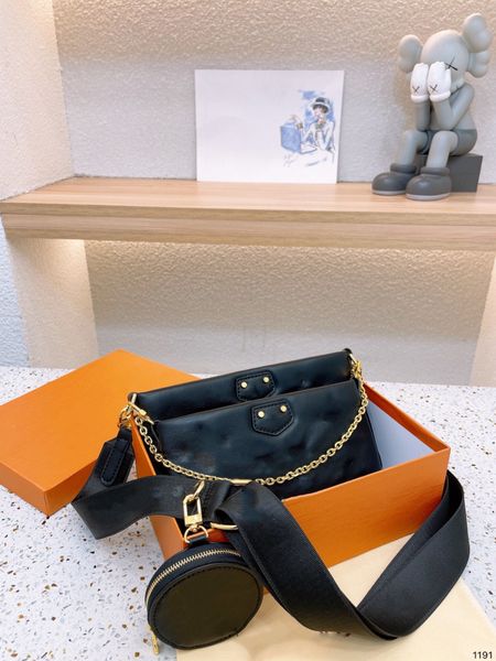 designers shoulder bag luxurious tote purse handbag message bags cluth brand classic genuine leather crossbody gift box old flower wallet si
designers shoulder bag luxurious tote purse handbag message bags cluth brand classic genuine leather crossbody gift box old flower wallet si