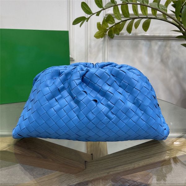 designer luxury peach intrecciato woven calfskin leather the pouch clutch blue 98062 shoulder bag 7a quality size: 39*9*19cm
designer luxury peach intrecciato woven calfskin leather the pouch clutch blue 98062 shoulder bag 7a quality size: 39*9*19cm