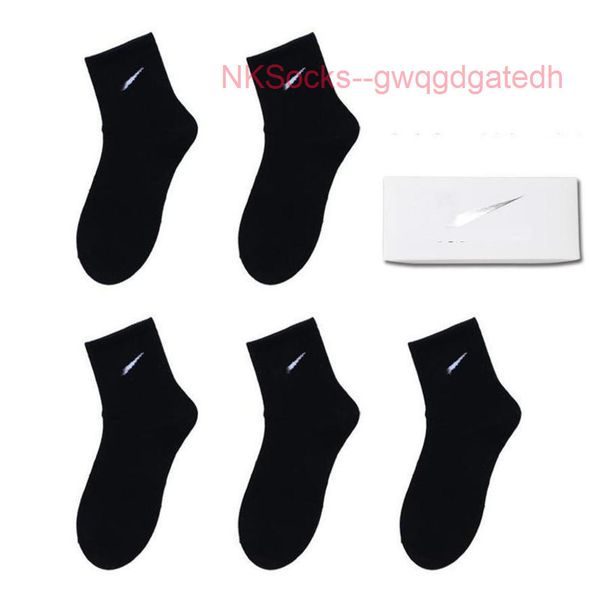 fashion men's classic socks gift box stockings hook brand black white gray medium tube sports cotton sweat absorbing sock men women lux
fashion men's classic socks gift box stockings hook brand black white gray medium tube sports cotton sweat absorbing sock men women lux