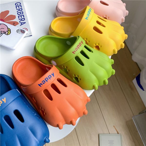 beach children slippers summer outdoor shoes for boys designer child clogs soft baby slippers for home girls crock tong 220423, Black;grey
beach children slippers summer outdoor shoes for boys designer child clogs soft baby slippers for home girls crock tong 220423, Black;grey