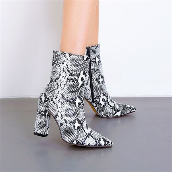 ankle boots women shoe high heels botas toe ankle snakeskin boots block square heels snake print chunky bootie shoes cx200822, Black
ankle boots women shoe high heels botas toe ankle snakeskin boots block square heels snake print chunky bootie shoes cx200822, Black
