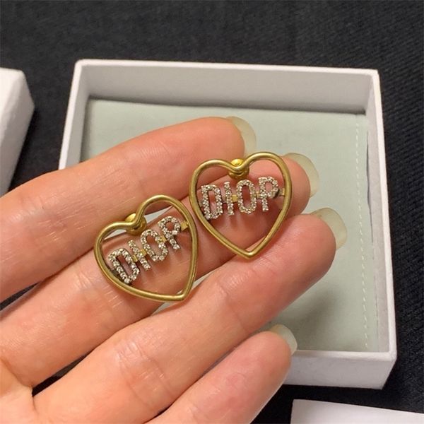 75% off clearance jewelrys hollowed out love peach heart metal wind earrings advanced sense simple temperament 925 silver needle, Golden
75% off clearance jewelrys hollowed out love peach heart metal wind earrings advanced sense simple temperament 925 silver needle, Golden