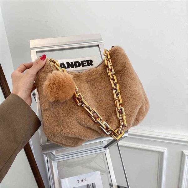 plush bag female autumn winter new fashion chain armpit shoulder bag dumpling with hairy ball 220509
plush bag female autumn winter new fashion chain armpit shoulder bag dumpling with hairy ball 220509