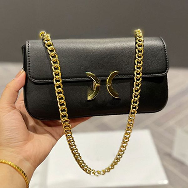 shoulder bags clutch chains axillary women flap handbag wallets triumphal arch plain letter hasp design black gold short chain underarm genu
shoulder bags clutch chains axillary women flap handbag wallets triumphal arch plain letter hasp design black gold short chain underarm genu