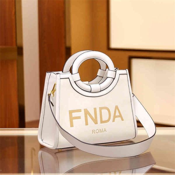 spring and summer fashion women's tote bag portable single shoulder messenger large capacity shopping mommy bag 75% purses stores sale
spring and summer fashion women's tote bag portable single shoulder messenger large capacity shopping mommy bag 75% purses stores sale