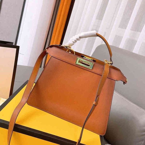shoulder bags women leather crossbody clutch brand designer fashion simple messenger cross body large-capacity high-quality handbags 1127
shoulder bags women leather crossbody clutch brand designer fashion simple messenger cross body large-capacity high-quality handbags 1127