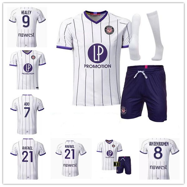 22 23 toulouse maillot de foot soccer jerseys home away bule red 2022 2023 rhys healey anriste deyaegere amian moreira men kit kids football, Black;yellow
22 23 toulouse maillot de foot soccer jerseys home away bule red 2022 2023 rhys healey anriste deyaegere amian moreira men kit kids football, Black;yellow