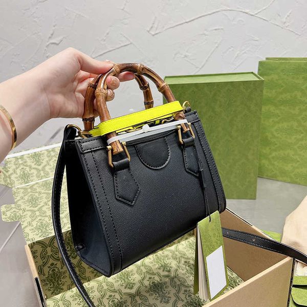 designer tote bag women handbag shoulder bag leather luxury bamboo knot mini handbags ladies crossbody bags purses y0730
designer tote bag women handbag shoulder bag leather luxury bamboo knot mini handbags ladies crossbody bags purses y0730