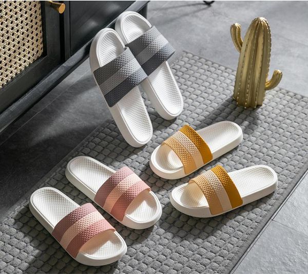 2022 designer slippers women sandals luxury slides oran sandal classic flip flop casual shoes sneakers trainer brand0197, Black
2022 designer slippers women sandals luxury slides oran sandal classic flip flop casual shoes sneakers trainer brand0197, Black