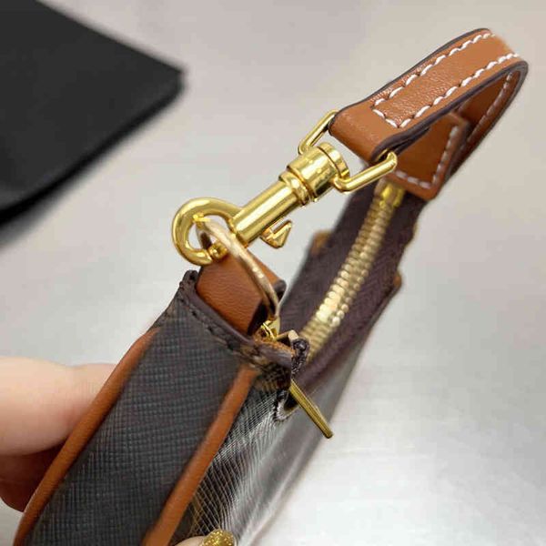 shoulder bag woman bags vintage mini leather designer handbag tote lipstick women print card purses handbags designers holder female, Black;red
shoulder bag woman bags vintage mini leather designer handbag tote lipstick women print card purses handbags designers holder female, Black;red