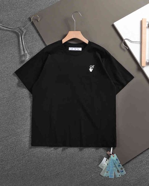 new men's t-shirts 2022 trendy off high street simple men and women lovers same ow classic diagonal stripe short sleeve loose t-shirt, White;black
new men's t-shirts 2022 trendy off high street simple men and women lovers same ow classic diagonal stripe short sleeve loose t-shirt, White;black