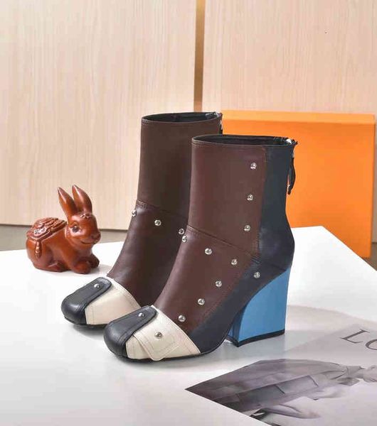 boots and winter autumn fashion square head short boots slope heel high-quality metal rivets splicing style leather shoes with high he 4p8i, Black
boots and winter autumn fashion square head short boots slope heel high-quality metal rivets splicing style leather shoes with high he 4p8i, Black