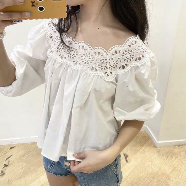 women's polos spring and summer lady one line collar pleated lace edge short bubble sleeve shirt, White
women's polos spring and summer lady one line collar pleated lace edge short bubble sleeve shirt, White