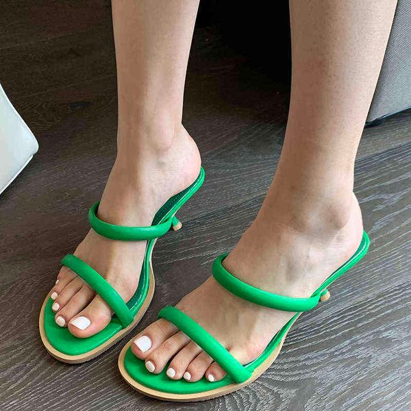 slippers women high heels slip on sandals elegant ladies flip flops female casual outdoor slides pumps shoes for woman 220518, Black
slippers women high heels slip on sandals elegant ladies flip flops female casual outdoor slides pumps shoes for woman 220518, Black