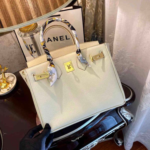 designer handbags birki paul head litchi striped wrapped leather one shoulder oblique span milkshake white real birkins have
designer handbags birki paul head litchi striped wrapped leather one shoulder oblique span milkshake white real birkins have