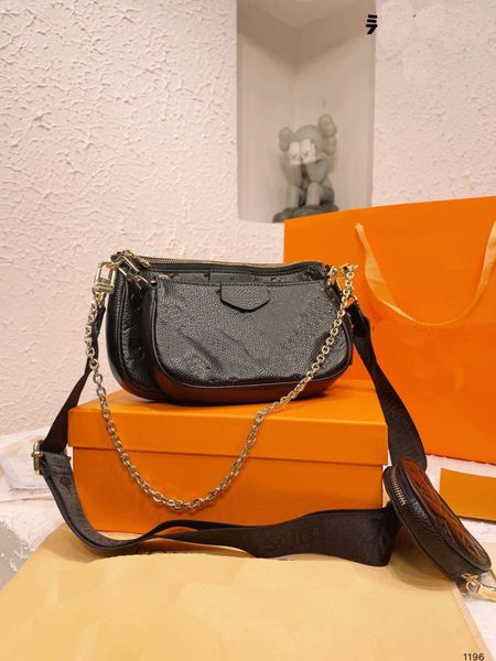 luxury ladies handheld one shoulder messenger bag new 3 in 1 mahjong bag multifunctional fashion design
luxury ladies handheld one shoulder messenger bag new 3 in 1 mahjong bag multifunctional fashion design