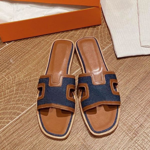 2022 new summer women's shoes haute couture designer slippers women shoe luxury brand female flip flops sandals fashion lady beach flat, Black
2022 new summer women's shoes haute couture designer slippers women shoe luxury brand female flip flops sandals fashion lady beach flat, Black
