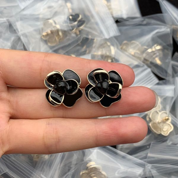 designer earrings woman camellia earrings stud ceramic material waterproof and colorfast, Golden;silver
designer earrings woman camellia earrings stud ceramic material waterproof and colorfast, Golden;silver