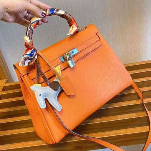 leatherwoman herme genuine birkins bags shoulder bride bag litchi grain head layer crossbody yys
leatherwoman herme genuine birkins bags shoulder bride bag litchi grain head layer crossbody yys