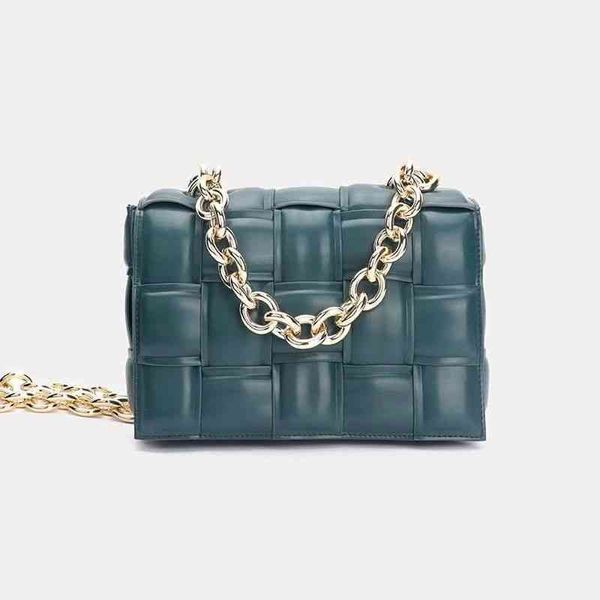 classic 2022 designer venetas bottegas metal handbags thick chain fashion trendy summer single shoulder messenger woven pillow women's
classic 2022 designer venetas bottegas metal handbags thick chain fashion trendy summer single shoulder messenger woven pillow women's