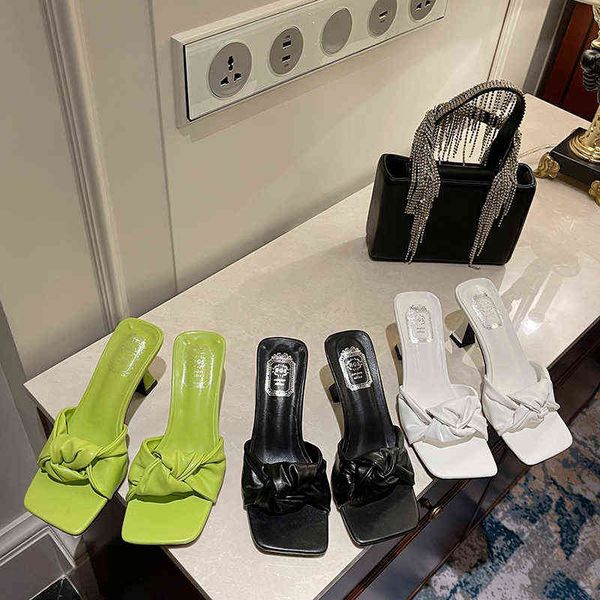 slippers fashion women open toe bow design thin high heels party pumps black green white shallow slip on dress casual mules pump 220328
slippers fashion women open toe bow design thin high heels party pumps black green white shallow slip on dress casual mules pump 220328