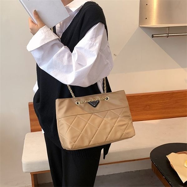 85% off sell at a low pricefemale fashion lingge single net red chain diagonal cross 2ap
85% off sell at a low pricefemale fashion lingge single net red chain diagonal cross 2ap