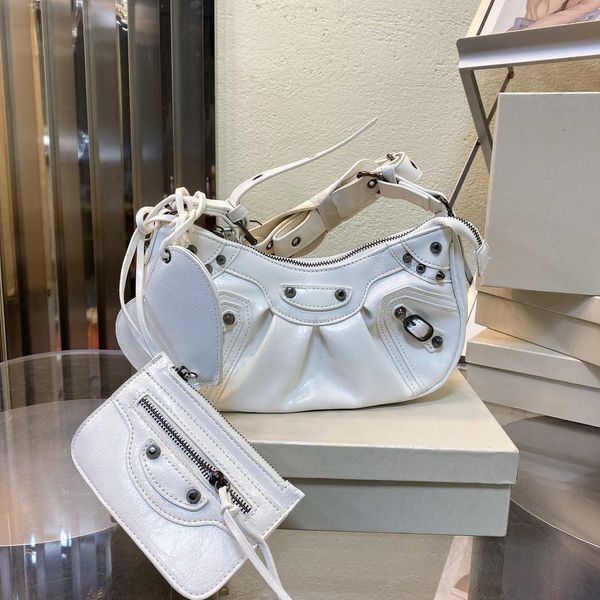 b bag designer fashion le cagole shoulder handbags bags purse women crossbody retro rivet large capacity lady tote cosmetic bucket messenger
b bag designer fashion le cagole shoulder handbags bags purse women crossbody retro rivet large capacity lady tote cosmetic bucket messenger